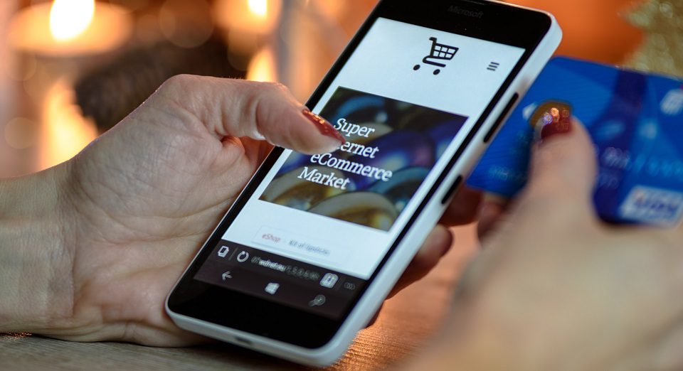 Personalize the ecommerce shoppig experience for more sales